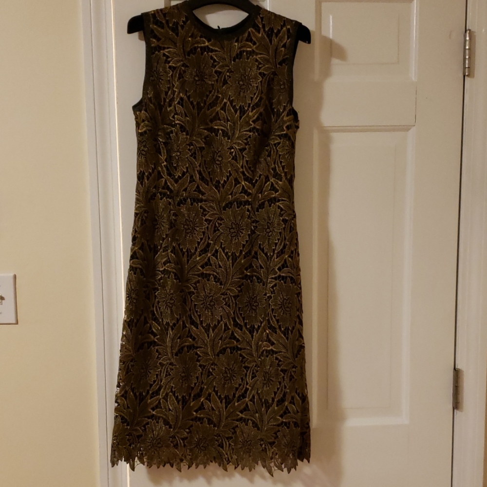 ESCADA Doniss Embroidered Gold Dress Size 36 NWT